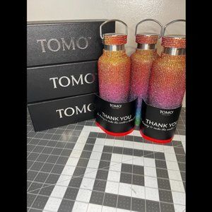 Tomo Rainbow 25 oz Water Bottle with Rhinestones